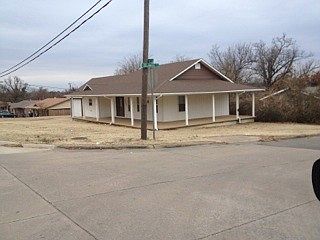4th image of 401 S 14th St