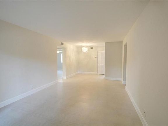 2nd image of 703 Gardens Dr APT 101