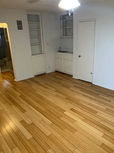 1 bed, 700 sqft, $2,295 — Photo 3