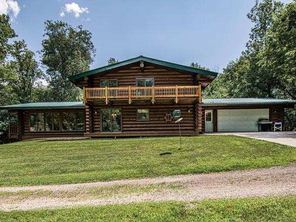8848 60th Ave NW, Pine Island, MN 55963