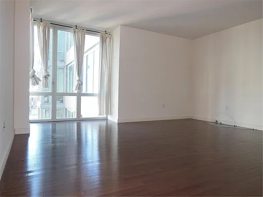 Rented by Douglas Elliman | media 14