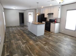 76 Hampton Ave, Imperial, PA 15126