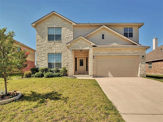 1st image of 826 Red Fern Dr