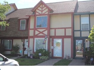 32 Shetland Dr, Clementon, NJ 08021