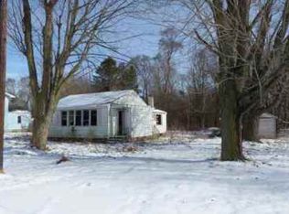 55198 Pear Rd, South Bend, IN 46628