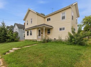 134 W Factory St, Seymour, WI 54165