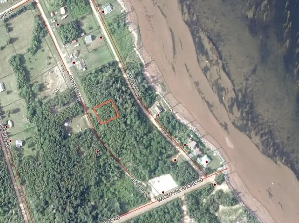 31 Macintyre Shore Rd, Bedford Parish, PE C0A 1T0