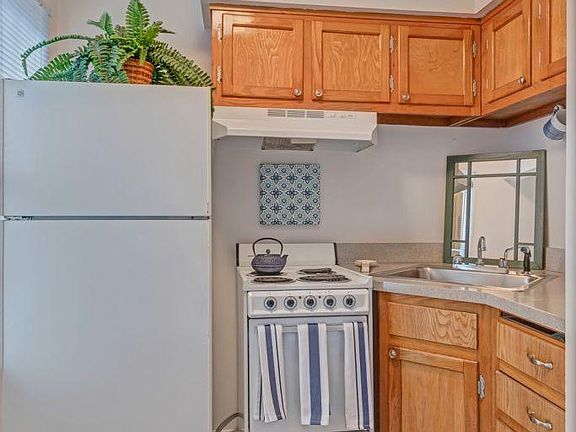 5th image of 6699 31st Way S #61fb01a5e