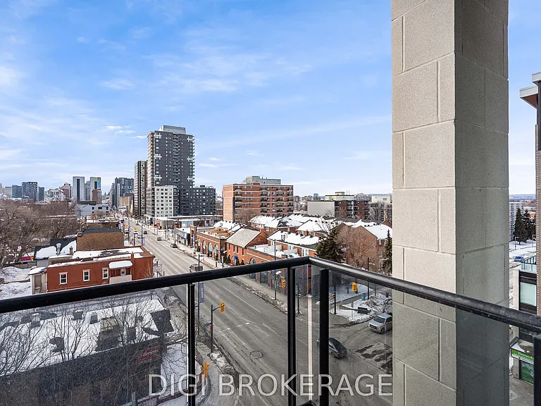 560 Rideau St #704 — Photo 30