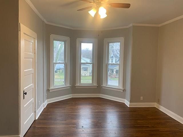 Living room, with closet on left