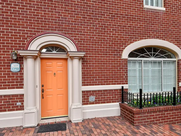 2105 Jamieson Ave, Alexandria, VA 22314