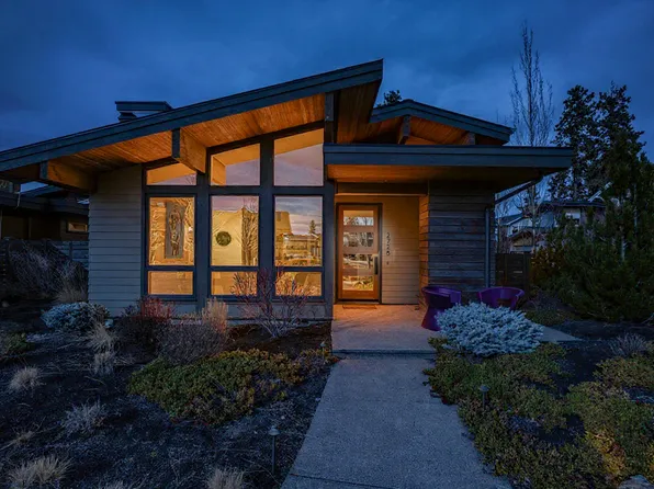 2728 NW Lemhi Pass Dr, Bend, OR 97703