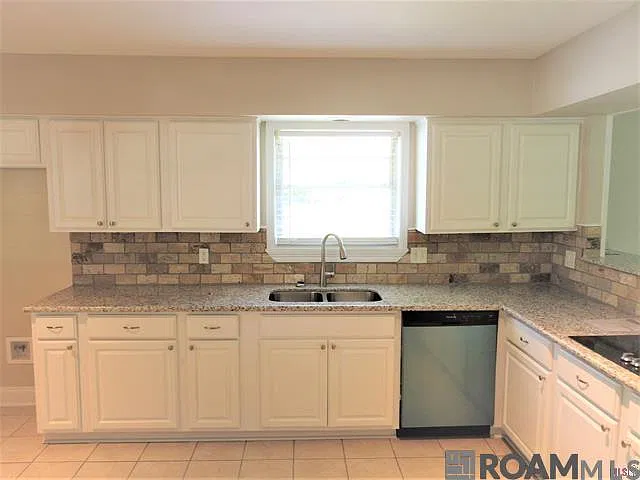 3 bed, 1785 sqft, $2,000 — Photo 3