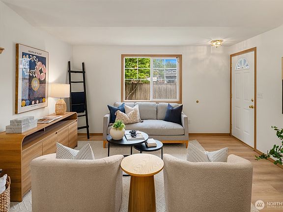 4th image of 1502 Elizabeth Lane