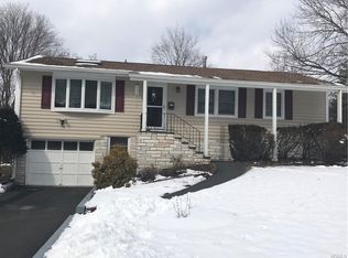 30 Horan Pl, Tappan, NY 10983