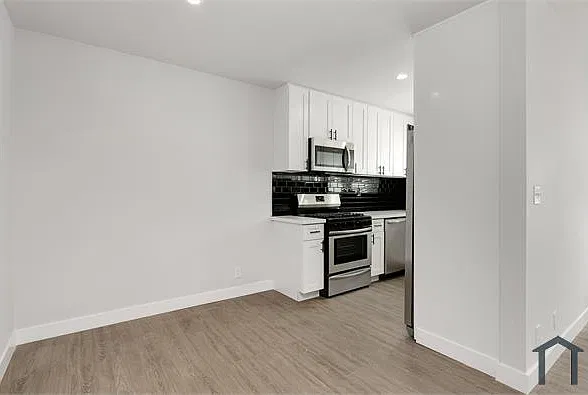 2 bed, $3,295 — Photo 3