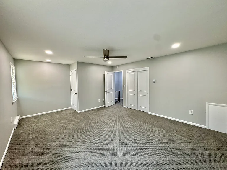 2731 Diane Blvd — Photo 16