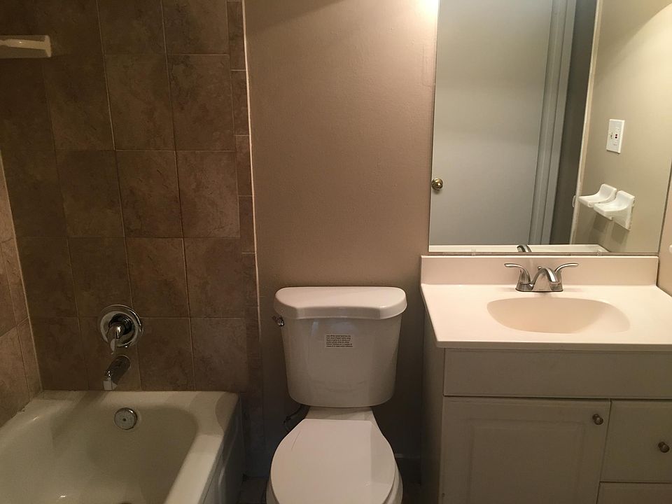 2nd image of 109 Springwood B Cir