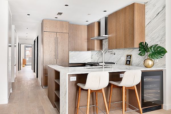 1st image of 442 E 13th St #42