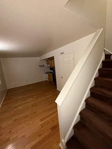 330 Bainbridge St #11 Photo 1