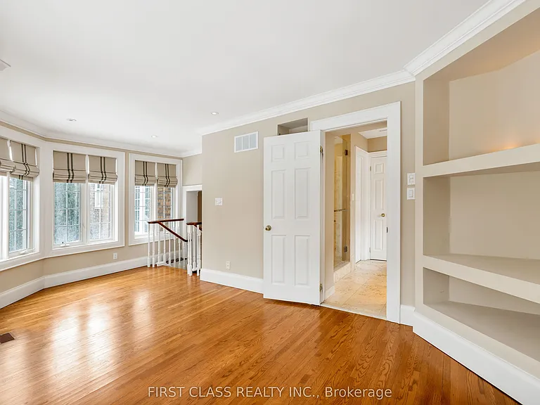 80 Douglas Dr — Photo 13
