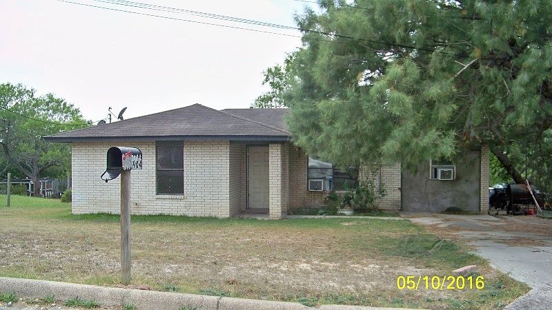 1st image of 904 Aransas St