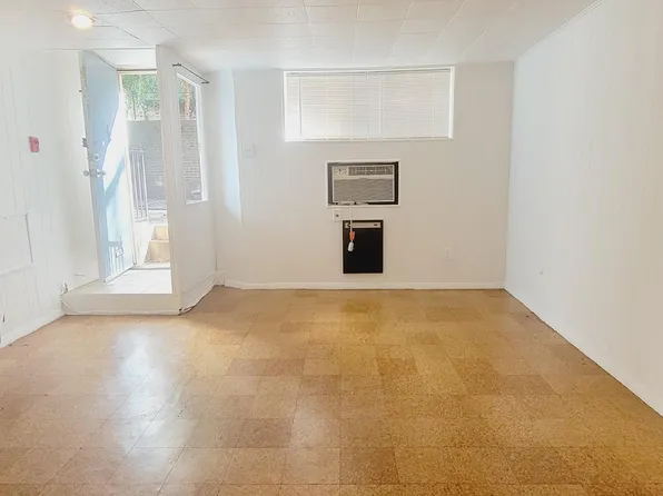 316 S Fawn St #1, Philadelphia, PA 19107