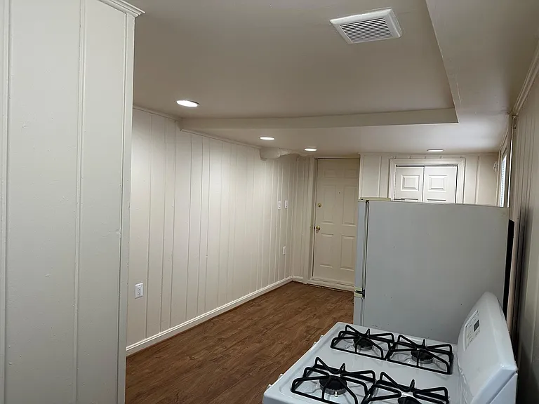 Pine Manor, LLC — Photo 11