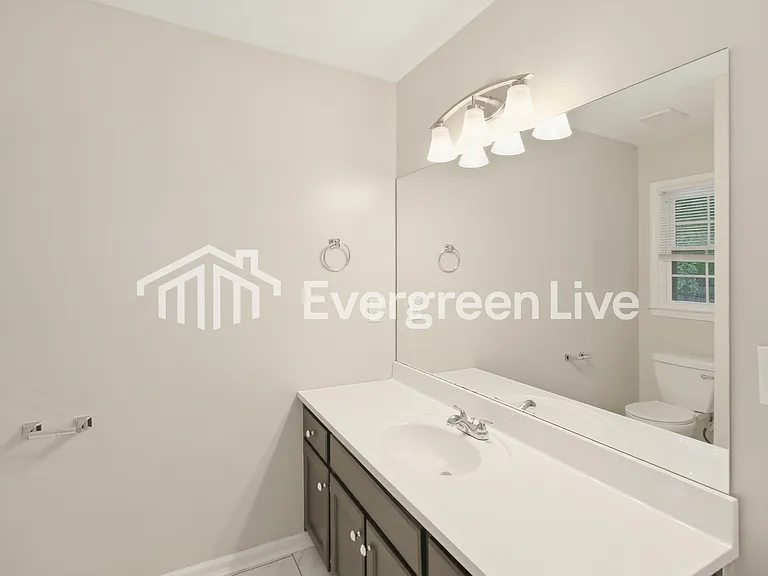 2255 Huntington Dr — Photo 14