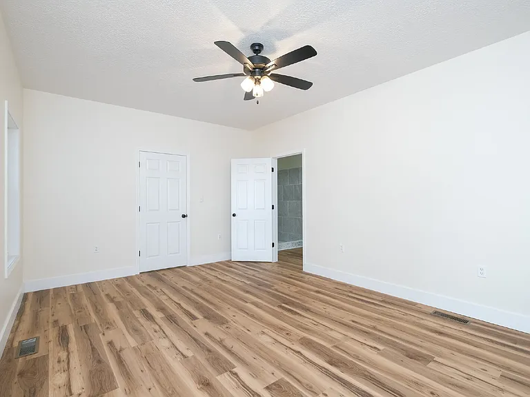 2915 Sidonia Rd — Photo 8