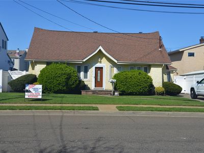 274 Bedell Street, Freeport, NY, 11520