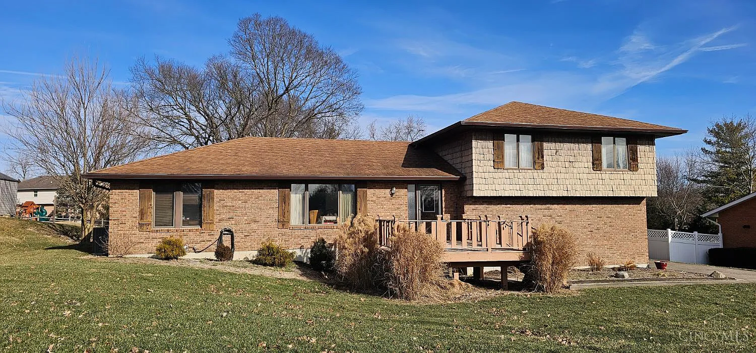 548 Shultz Dr photo 1