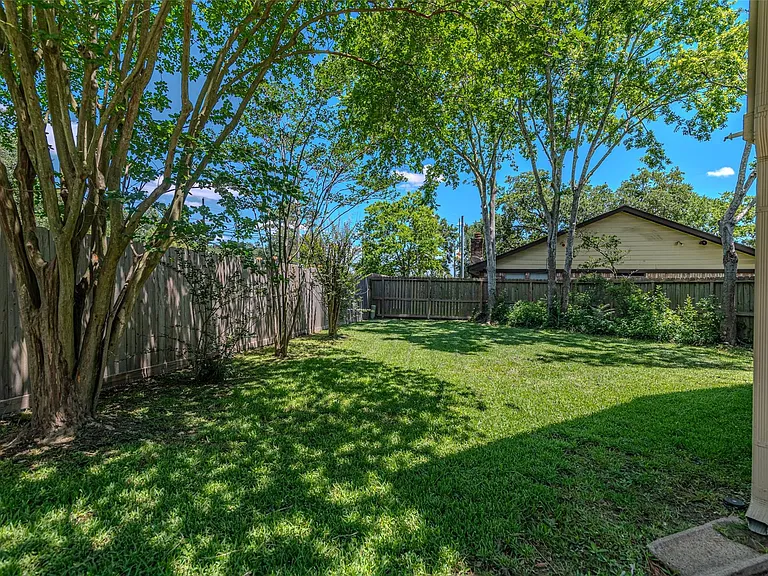 18506 Creekfield Ct — Photo 47