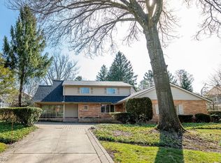 21500 Shelburne Rd, Shaker Heights, OH 44122