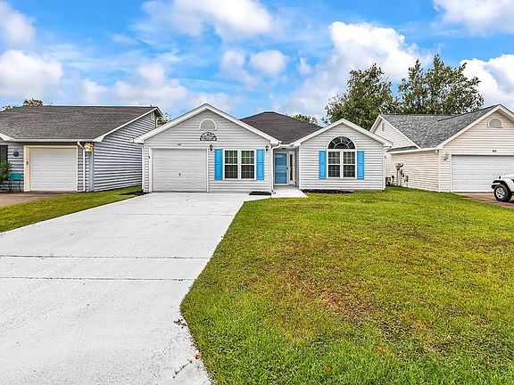 2nd image of 109 Coachman Ln.