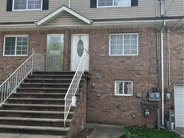 58 Roff St, Staten Island, NY 10304