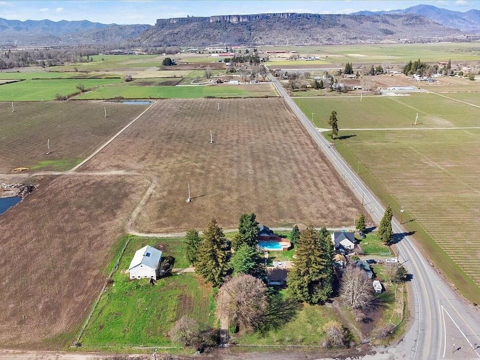 9445 Table Rock Rd, Central Pt, OR 97502 Zillow