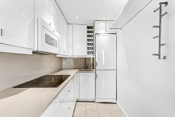 Rented by Christie's International Real Estate Group, LLC | media 15