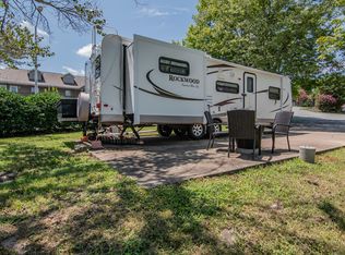 315 Fall Creek Dr, Branson, MO 65616