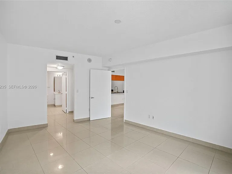 1750 N Bayshore Dr #2804 — Photo 8