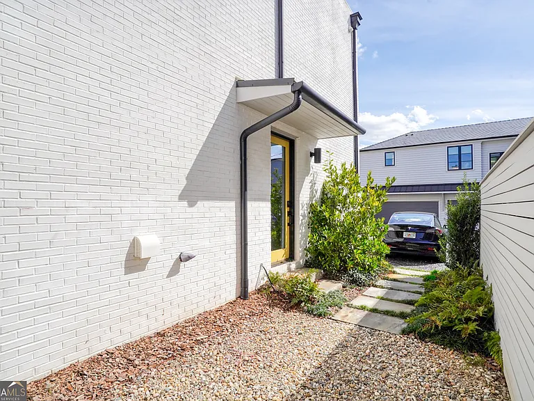157 Ravenhurst Ln — Photo 6
