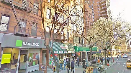 Rented by Park Property Advisors