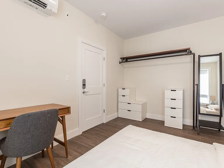 133 Marcella St #2B — Photo 12