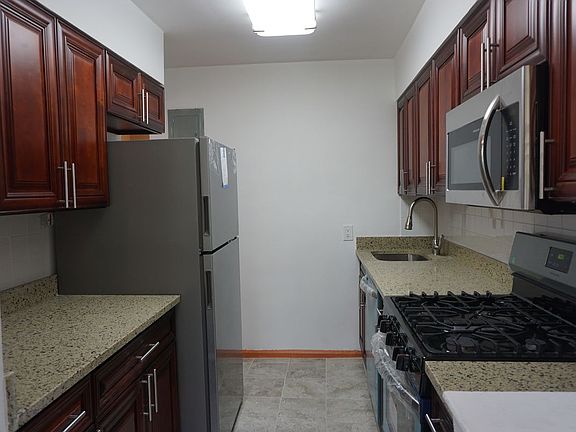 2nd image of 5826 43rd Ave