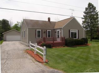 7513 Coldwater Rd, Flushing, MI 48433