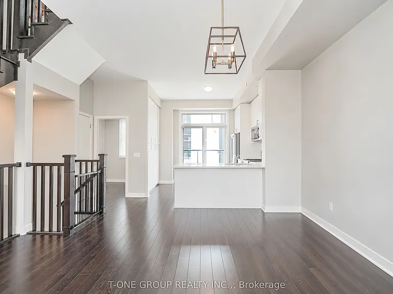 55 Sutton Ave — Photo 23