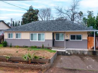 1102 3rd St, Redding, CA 96002