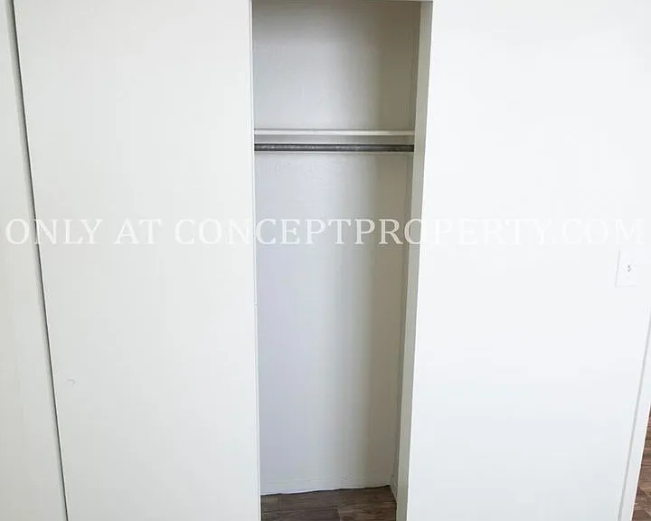 Foothill Terrace — Photo 116