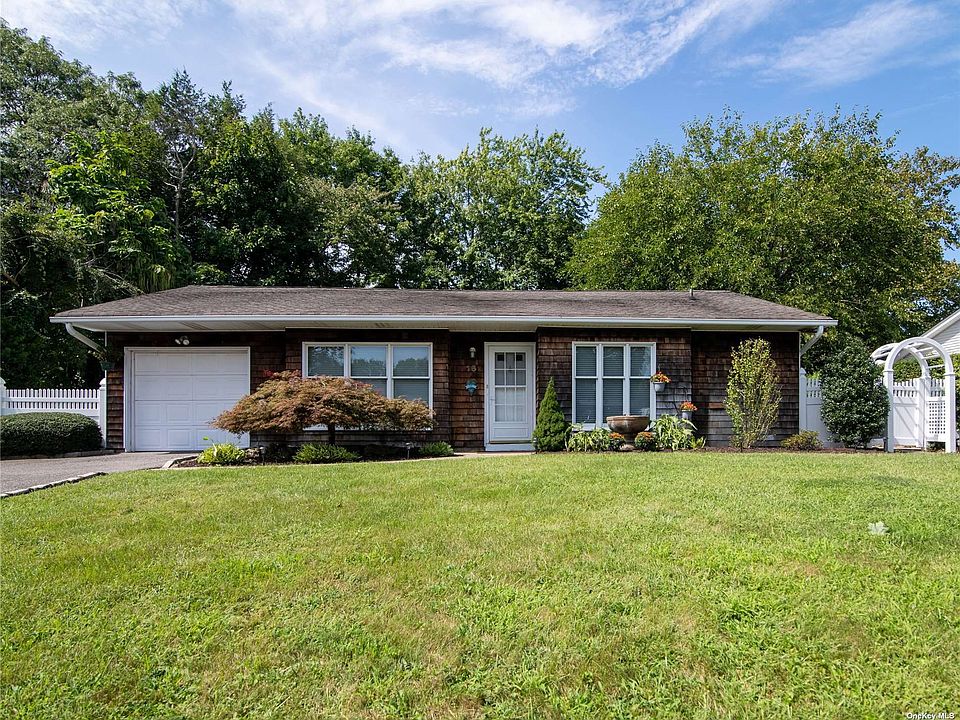 1st image of 16 Curlin Ln