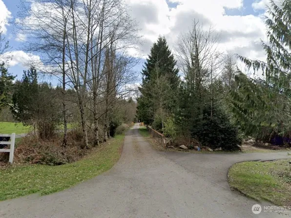 8303 252nd Avenue NE, Redmond, WA 98053